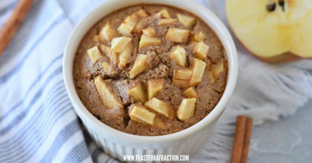 horizontal image of apple cinnamon blended oats