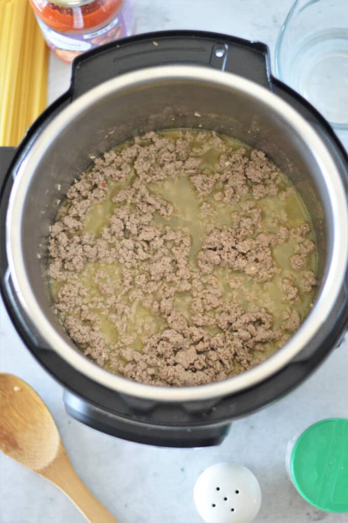 ground beef cooked in instant pot for spaghetti