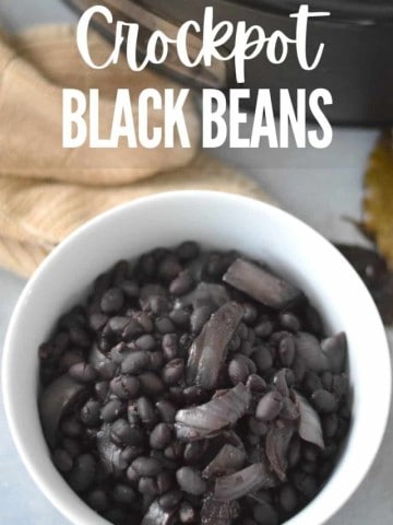 Crockpot black beans in a bowl.